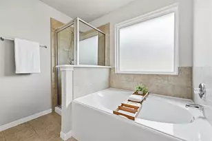11747 Red Hummingbird Dr, Houston, TX 77047 - Photo 22