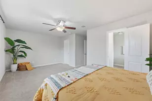 11747 Red Hummingbird Dr, Houston, TX 77047 - Photo 20