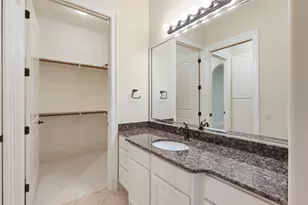 9120 Kenilworth St, Houston, TX 77024 - Photo 40