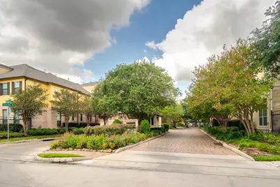 9147 Lago Crest Drive, Houston, TX 77054 - Photo 46