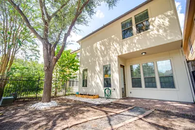 9147 Lago Crest Drive, Houston, TX 77054 - Photo 38