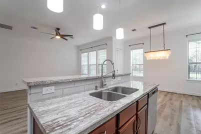 9147 Lago Crest Drive, Houston, TX 77054 - Photo 18