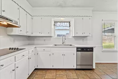 1506 Parkway Drive, Alvin, TX 77511 - Photo 16