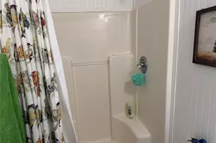 111 Dorsett Rd, Palacios, TX 77465 - Photo 10