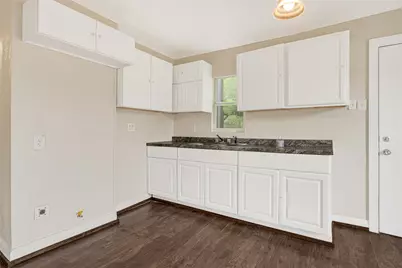 7526 Bywood Street, Houston, TX 77028 - Photo 8