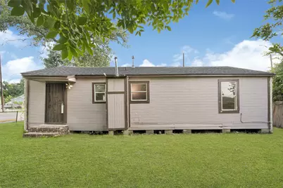 7526 Bywood Street, Houston, TX 77028 - Photo 18