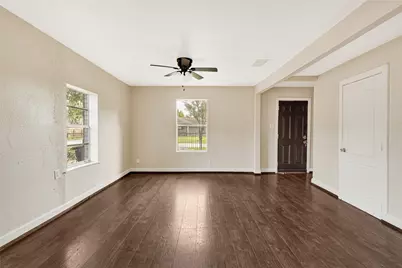 7526 Bywood Street, Houston, TX 77028 - Photo 6