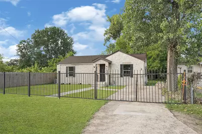 7526 Bywood Street, Houston, TX 77028 - Photo 2