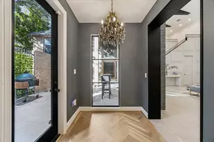 10 S Briar Hollow Ln, Houston, TX 77027 - Photo 20