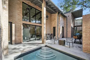 10 S Briar Hollow Ln, Houston, TX 77027 - Photo 6