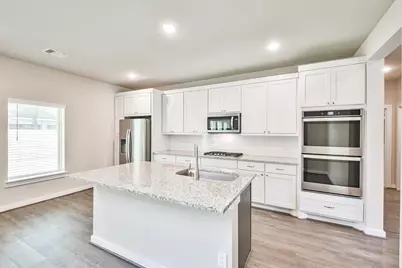118 Prairie Dawn Circle, The Woodlands, TX 77385 - Photo 8