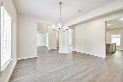 118 Prairie Dawn Circle, The Woodlands, TX 77385 - Photo 12