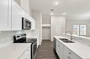 2150 Mosher Ln, Houston, TX 77088 - Photo 12
