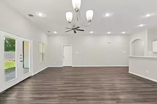 2150 Mosher Ln, Houston, TX 77088 - Photo 6