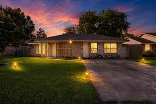 1219 Fallbrook Dr, Houston, TX 77038 - Photo 18