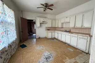 1709 Hussion St, Houston, TX 77003 - Photo 12