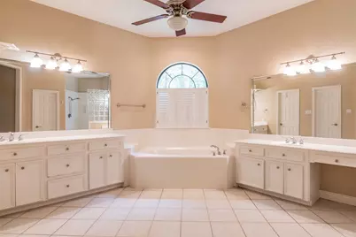 37126 Anglers Way, Pinehurst, TX 77362 - Photo 16