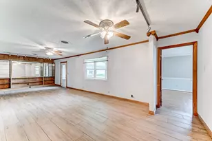 4709 Frontier Dr, Houston, TX 77041 - Photo 8