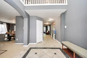 7902 Belterraza Ct, Houston, TX 77083 - Photo 4