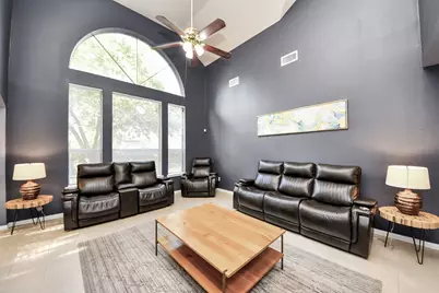 7902 Belterraza Court, Houston, TX 77083 - Photo 8