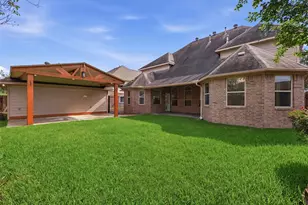 3406 Castle Pond Ct, Pearland, TX 77584 - Photo 44