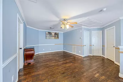 10502 Raven Crossing Lane, Houston, TX 77089 - Photo 16