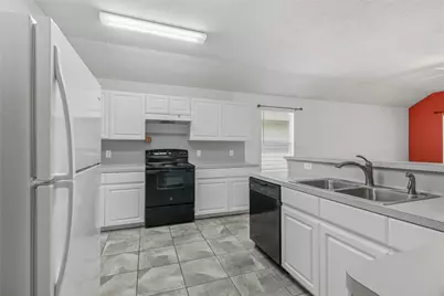 5334 Cinnamon Lake Drive Drive, Baytown, TX 77521 - Photo 6