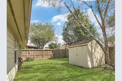 5334 Cinnamon Lake Drive Drive, Baytown, TX 77521 - Photo 22