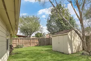 5334 Cinnamon Lake Dr Dr, Baytown, TX 77521 - Photo 22