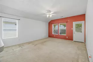 5334 Cinnamon Lake Dr Dr, Baytown, TX 77521 - Photo 6