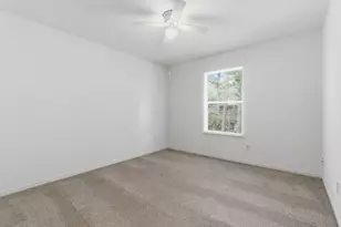 66 Hidden Meadow Dr, The Woodlands, TX 77382 - Photo 24