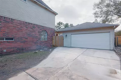 17527 Sandy Cliffs Drive, Houston, TX 77090 - Photo 48