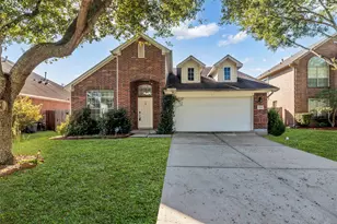 3326 Pebble Beach Ln, Pearland, TX 77584 - Photo 2