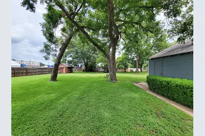 505 S Jackson Street, Brenham, TX 77833 - Photo 24