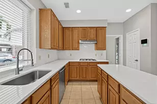 19034 Canyon River Ln, Houston, TX 77084 - Photo 8