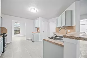 19606 Narcissus Brook Ln, Cypress, TX 77433 - Photo 8