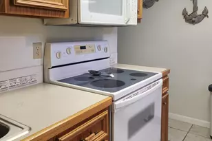 278 Shelter Cove Dr, Livingston, TX 77351 - Photo 10