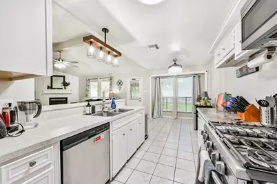 15105 Silverman Street, Houston, TX 77598 - Photo 8
