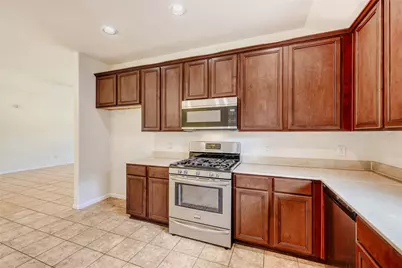 387 De Coster Boulevard, Alvin, TN 77511 - Photo 10