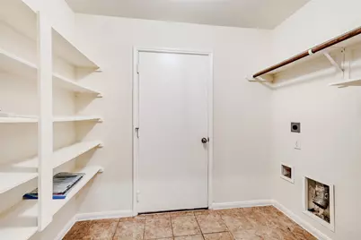 387 De Coster Boulevard, Alvin, TN 77511 - Photo 22