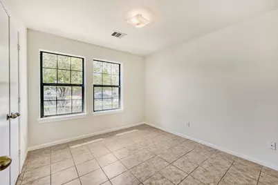 387 De Coster Boulevard, Alvin, TN 77511 - Photo 18