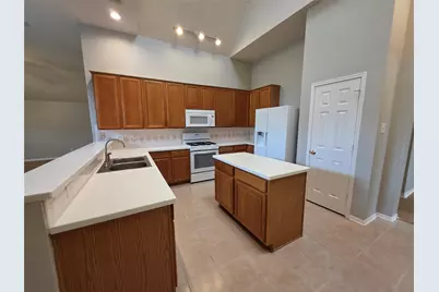 3116 Ravens Lake Circle, League City, TX 77573 - Photo 6