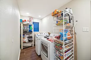 606 Brook Ln, Pasadena, TX 77502 - Photo 18