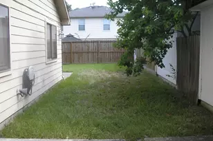 17074 Carbridge Dr, Houston, TX 77084 - Photo 2
