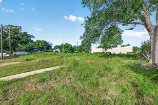 915 Purdy St, Brookshire, TX 77423 - Photo 1