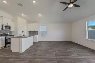 10281 Pelican Hl Ln, Cleveland, TX 77327 - Photo 10