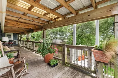 939 17th Street Street, Dickinson, TX 77539 - Photo 2