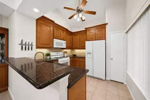 11826 Westlock Dr, Tomball, TX 77377 - Photo 4