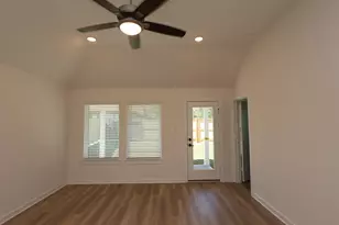 759 Hackberry Br Ct, Magnolia, TX 77354 - Photo 4