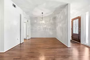 1310 Country Pl Dr, Houston, TX 77079 - Photo 4